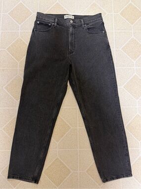 Abercrombie & Fitch Women's Mom Jeans High-Rise Black Wash Jeans